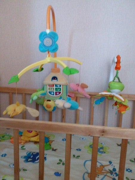 мобили Тини лав и Чикко