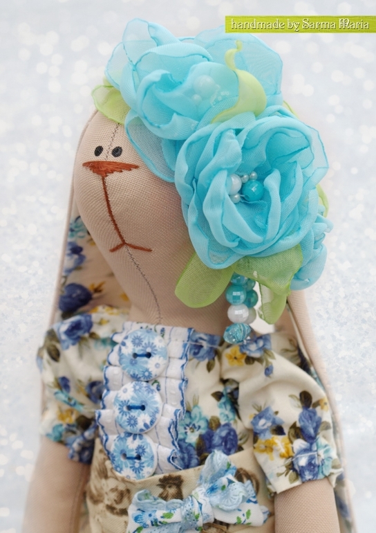 Зая садовница...