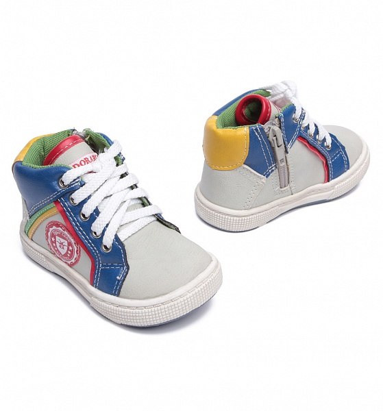 Как выбрать обувь для ребенка?