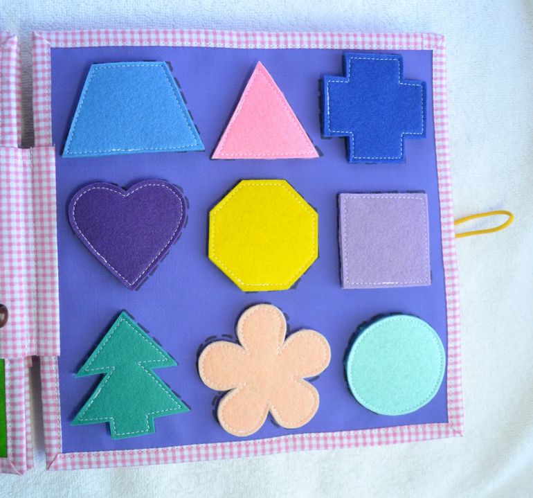 Именная развивающая книжечка)