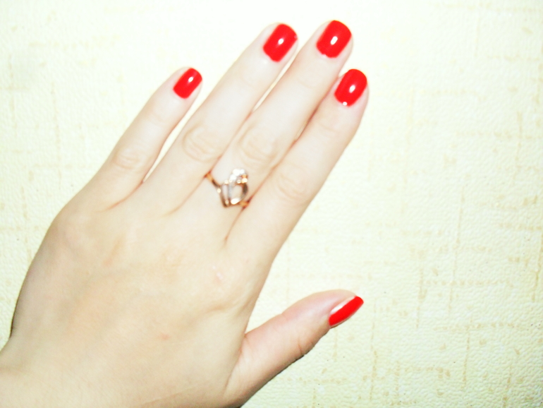 Лак для ногтей Avon "Гель-эффект" Gel Finish Nail Enamel