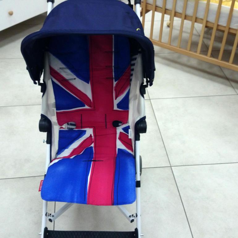 Любимый Воланчик в разных одёжках:)