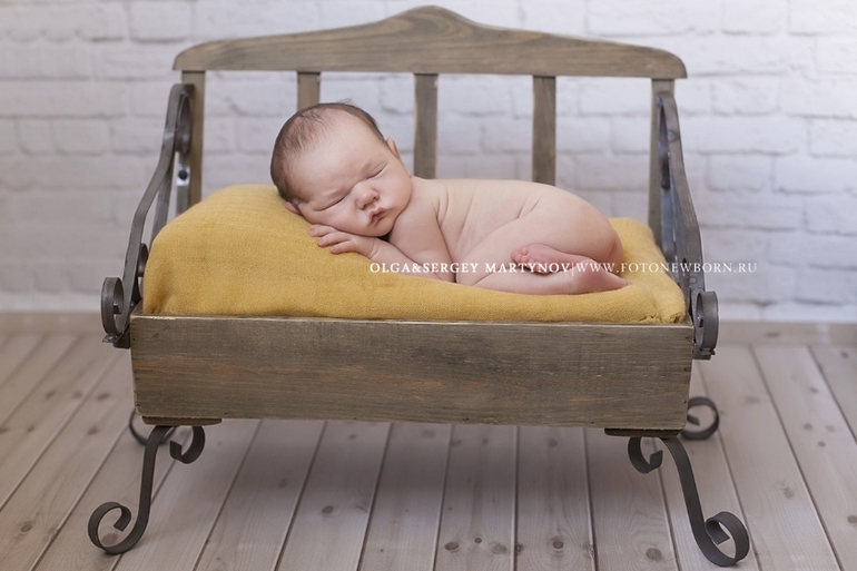 Малыш Алексей, 8 дней.