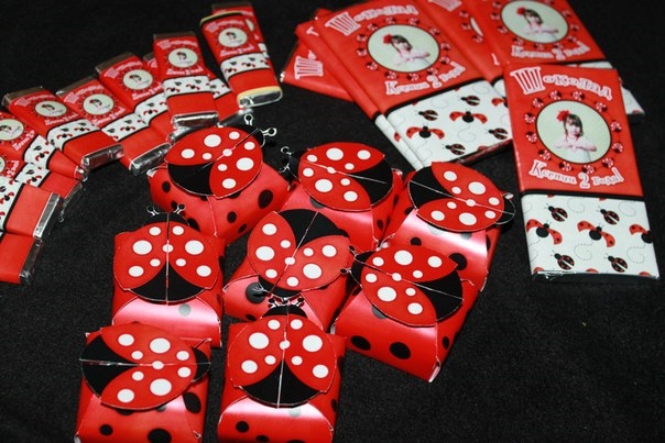 Оформление дня рождения в стиле "Божья коровка", бумажный вариант