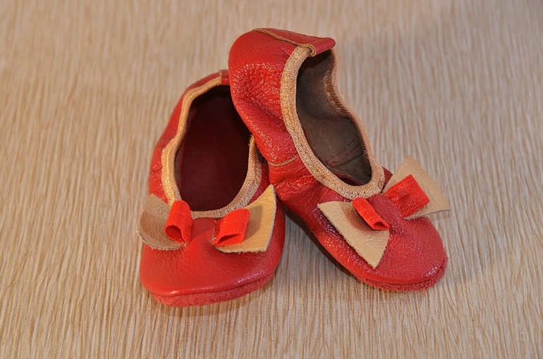 Кожаные чешки