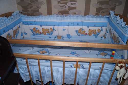 Набор в кроватку,как смотрится он ( по прозьбам)