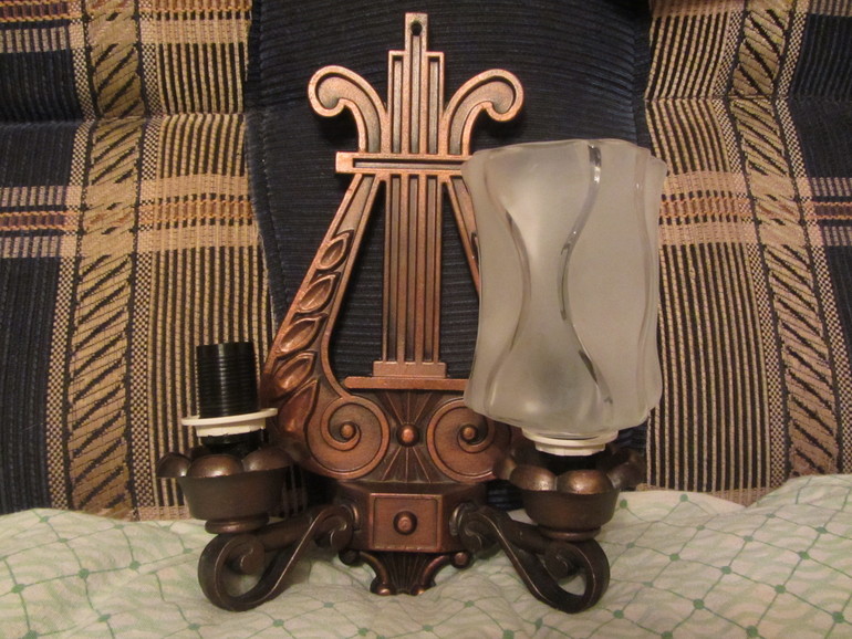 Помогите сделать плафоны к бра