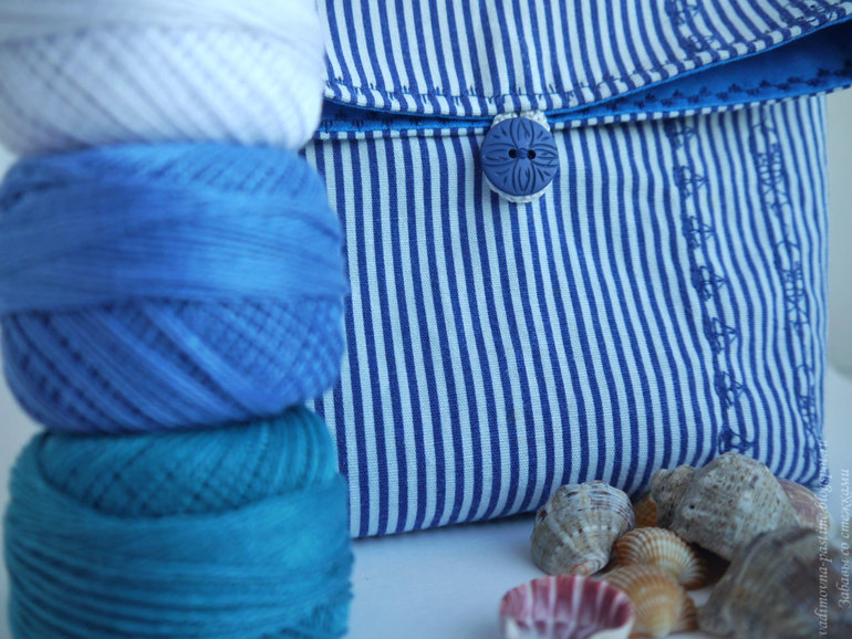 Косметичка в морском стиле.