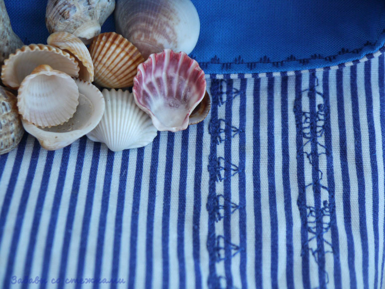 Косметичка в морском стиле.