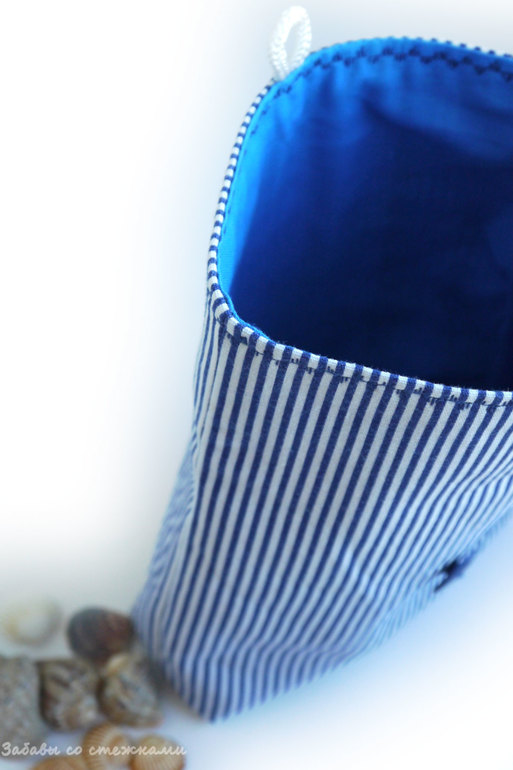 Косметичка в морском стиле.