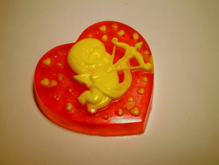 А я попробовала поварить мылко)))