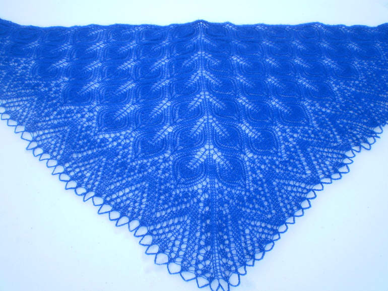 Моя новая шаль "Leaves Dansing"