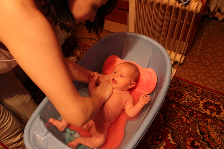 Нам уже целый месяц)))