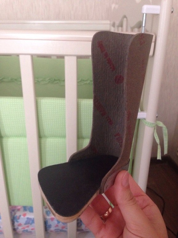 Невролог назначил специальные сапожки