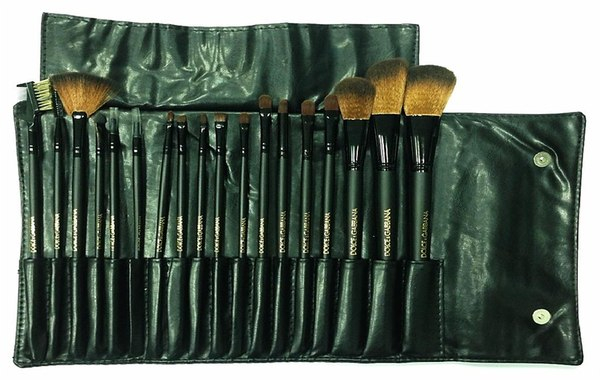 Продаю наборы кистей для макияжа от 900р!