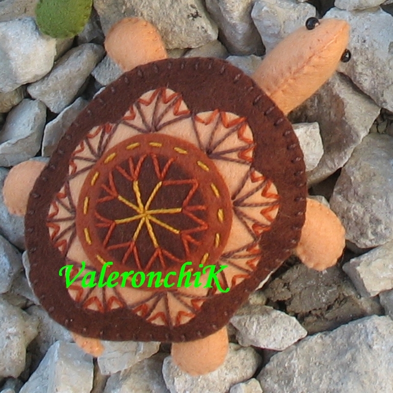 Черепашка- игрушка, игольница, мандала, талисман.