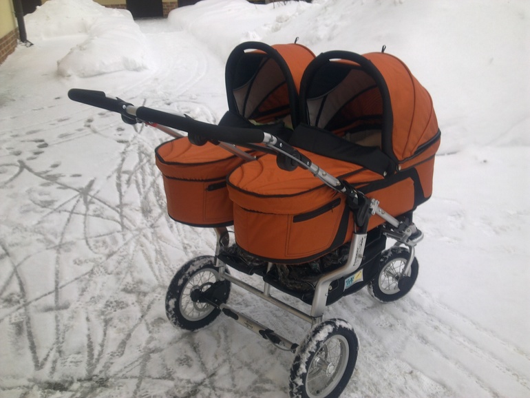 Продам коляску для двойни TFK  Германия