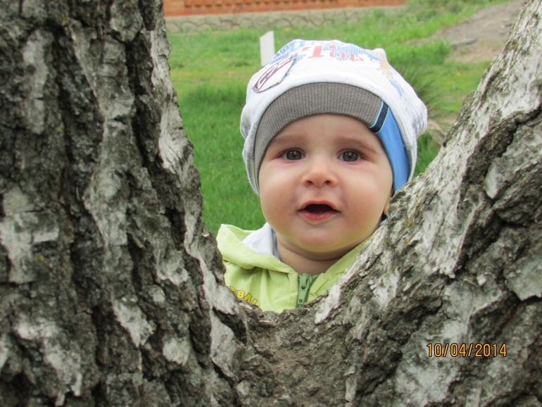 А это Веснаа.а.а.а..а эх Лепота-а-а-а-а Мишаня 7 мес 29 дней