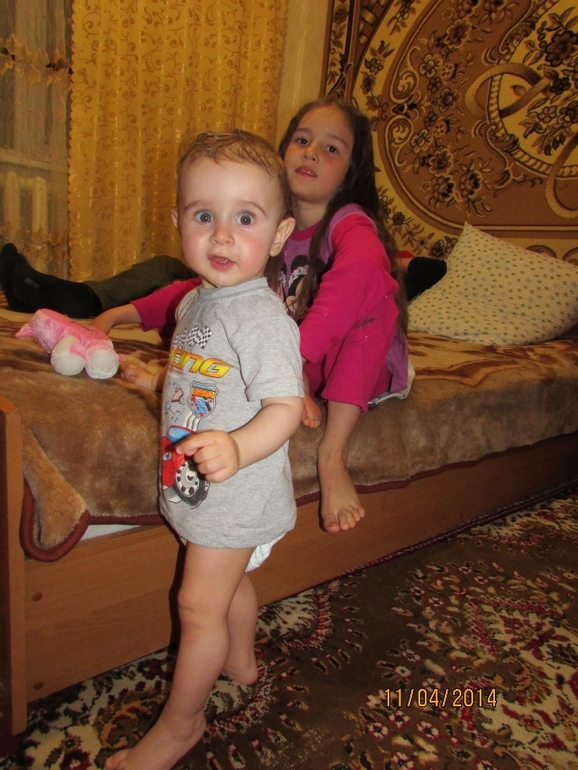 Мишка 8 мес, я и доця Машенька 7 лет
