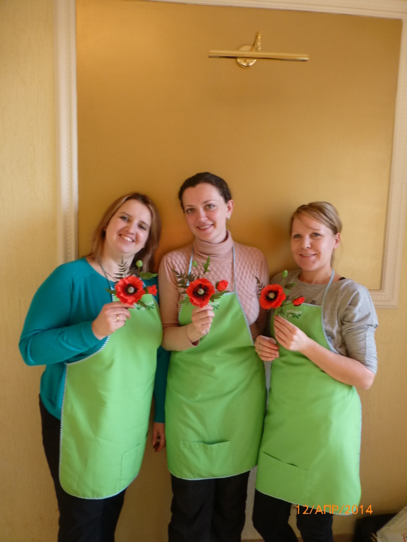 Очередные цветы с курсов Жанны Рябковой,спасибо всем девочкам за доброжелательную обстановку!Прошу вниманию МАК и ЛИЗИАНТУС