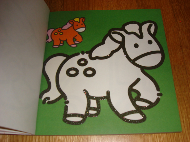 Наши творческие пятиминутки в годик. Рисование.