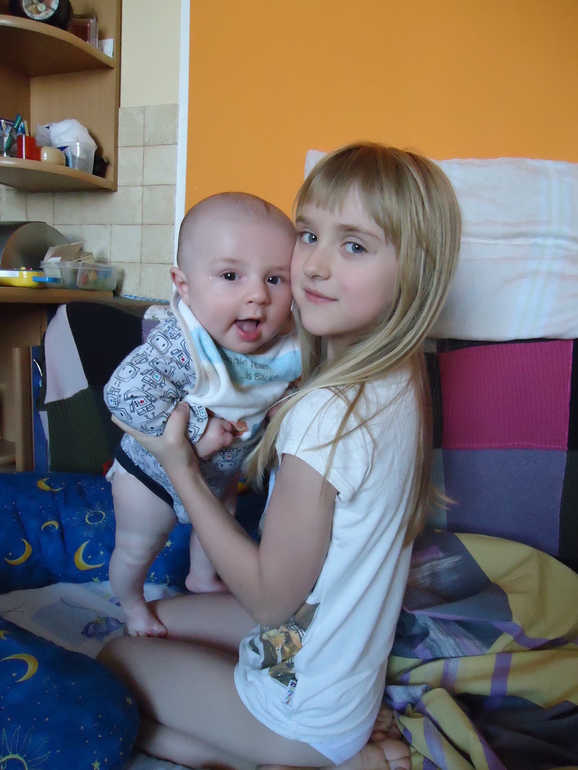 Сына с тётей)