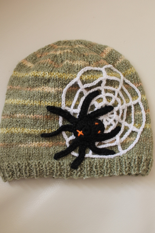 Шапочка Весенний паучок