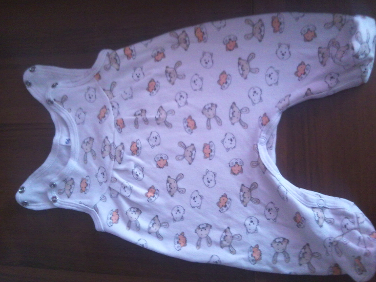 Продам вещи пакетом на девочку от 0 до 3 мес - 650 р! ПОЧТА!