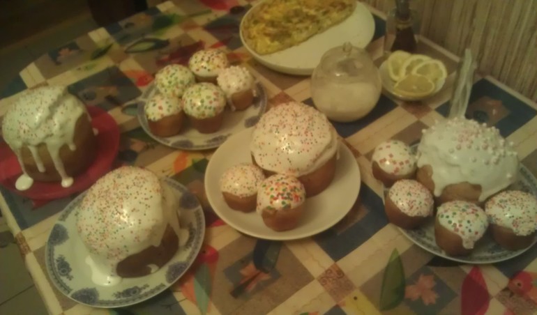 Принимаю заказы на пасхальные куличи...