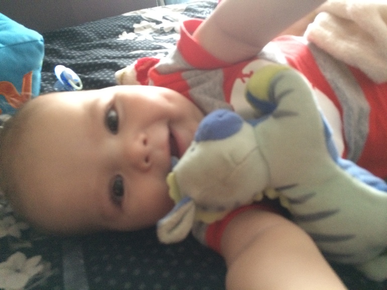 Ну вот, отит(