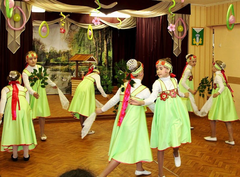 Фестиваль танца и песни 30.04.14г.
