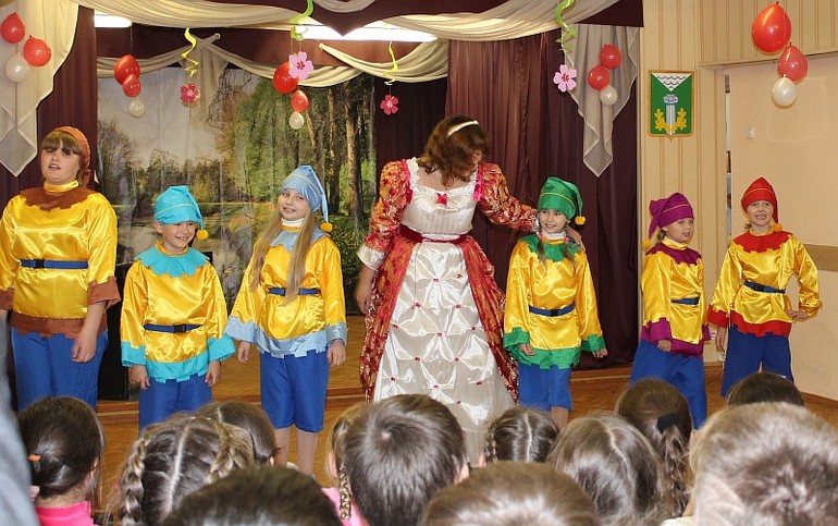 Отчётный концерт в Доме творчества 19.05.14