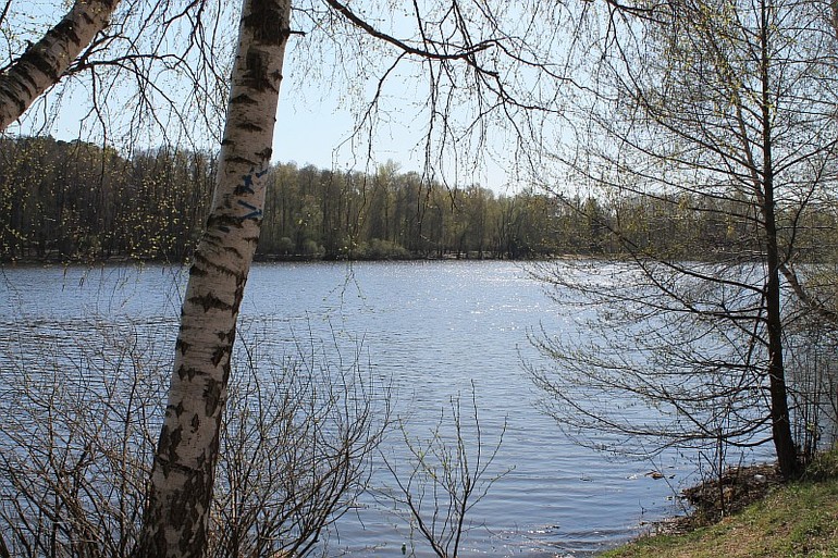 Весна, река и мы такие отдыхаем))) 25.04.14