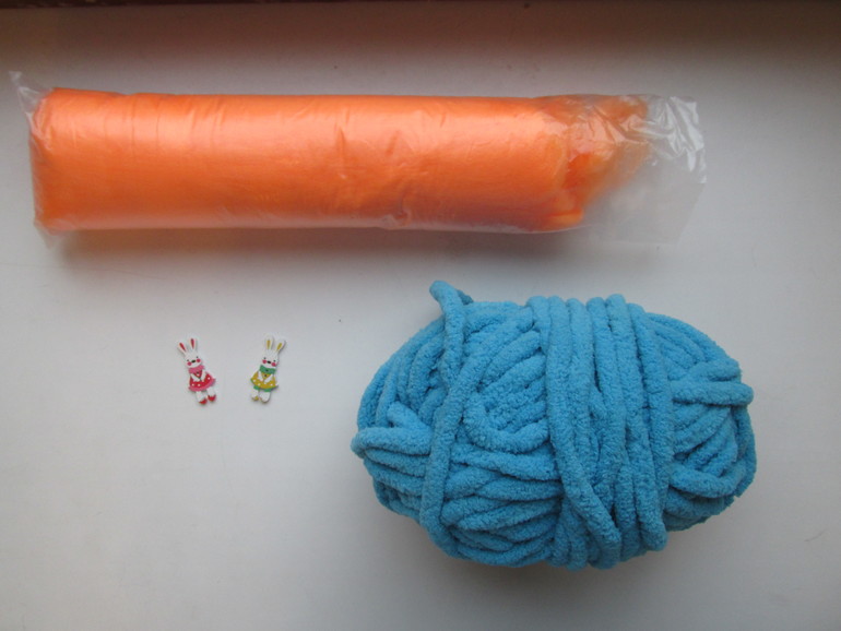 Обменяюсь на небольшой отрез тканюшки!