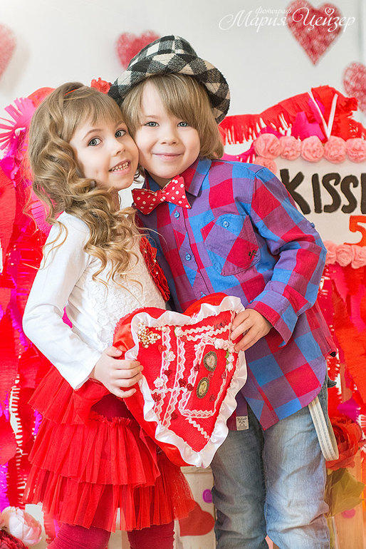 Лизочка и Егорка в день святого Валентина!