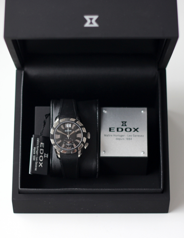 Очень стильные швейцарские часики EDOX новые оригинал!