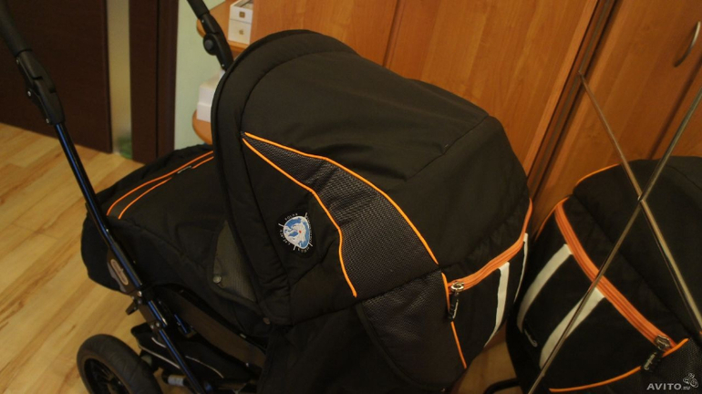 Продам Коляску Emmaljunga Nitro City 2в1 2013г 22 тыс . Санкт Петербург