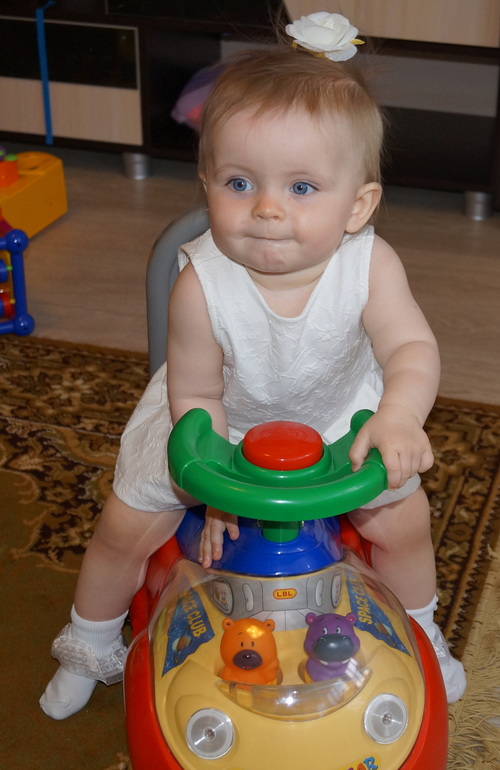 Чудесный день-Первый День Рождения!