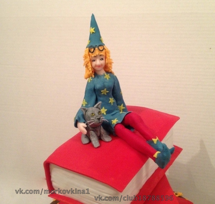 4-х ярусный Торт для женщины Астролога