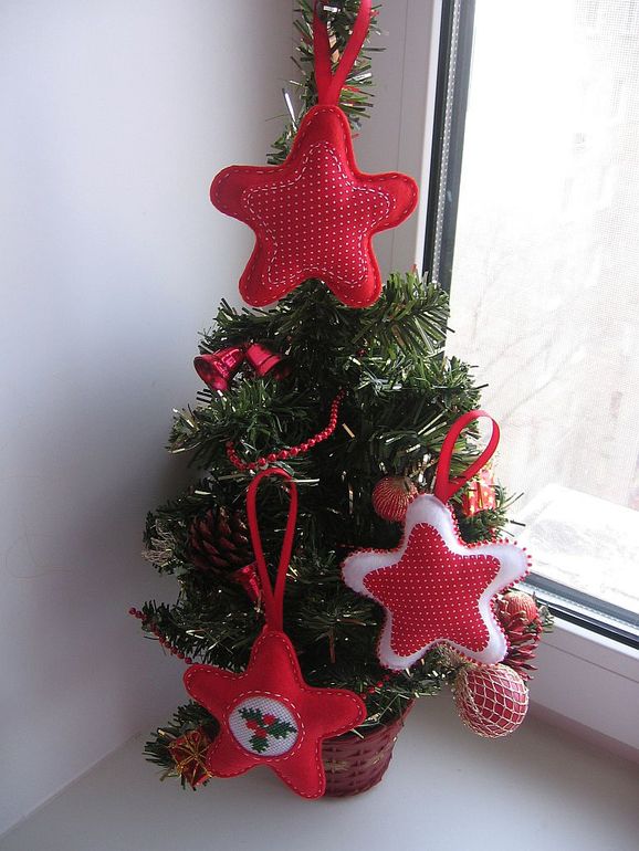 Звёзды на ёлку