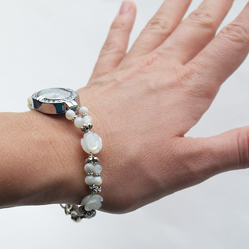 Часы-браслет