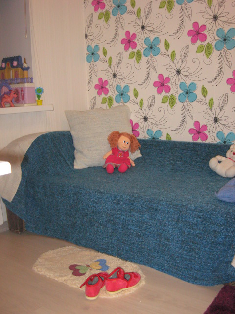 Детская для девочки(перепланировка одной комнаты в две).Исправилась с фото