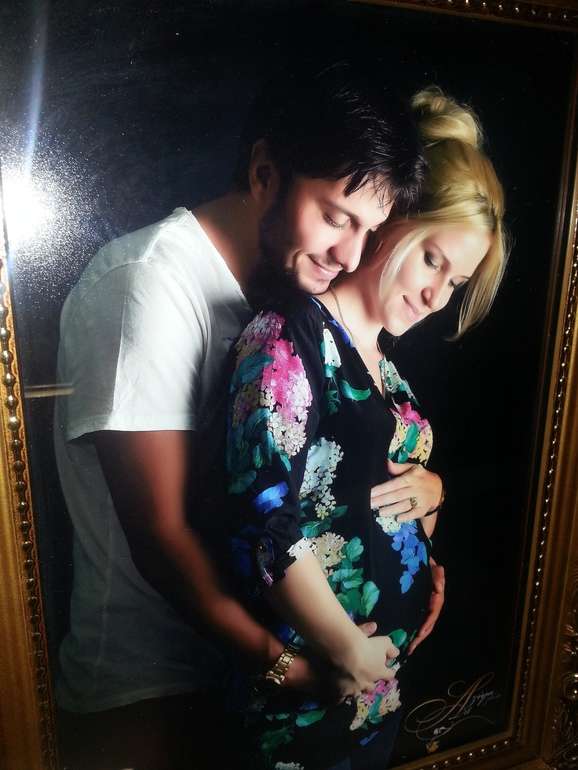 здесь нам 7 месяцев.. Папочка в ожидании..)