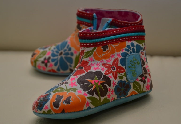 Очень красивая брендовая детская обувь!!!! СУПЕР ПРЕДЛОЖЕНИЕ!!! р.18-19