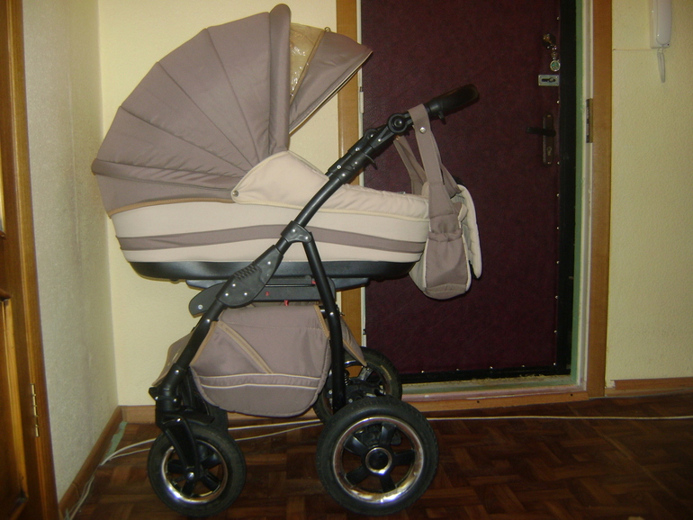 Наша первая коляска Adamex Mars 2в1 .