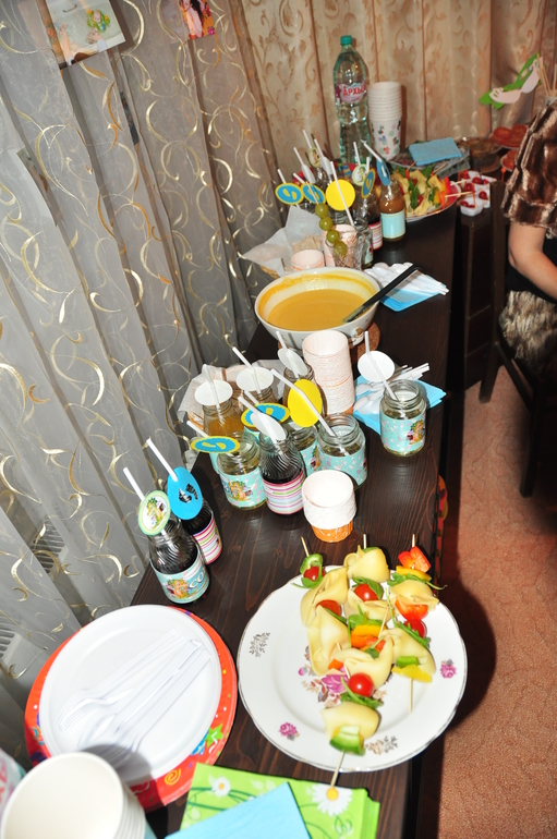 Привет всем! Наконец могу написать про наше годовасие!Часть1