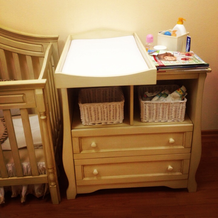 Центр в детской - кроватка от Джованни