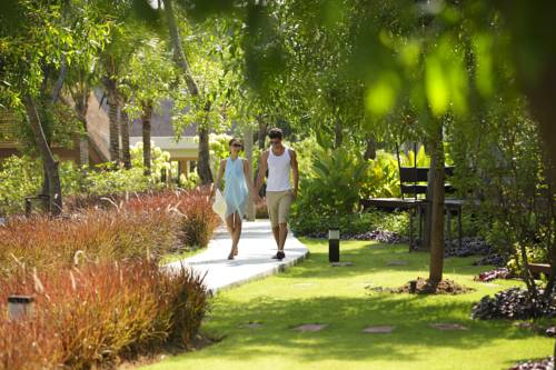 ТАЙЛАНД. о. Пхукет. Holiday Inn Resort Phuket Mai Khao Beach 4*