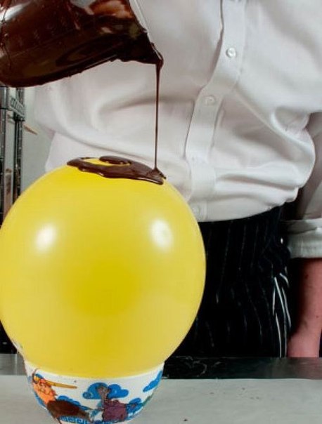 Шоколадная вазочка для фруктов