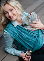 Носим зимой в слинге!